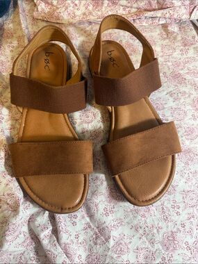 boc Tan Brown Elastic Strap Slide Sandals